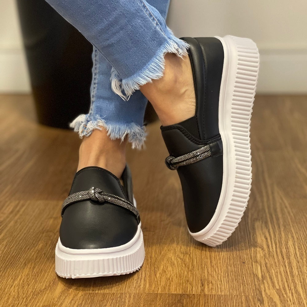 Slipon Lucy Preto