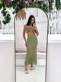 Conjunto Trincot Rendado Saia Longa com Fenda e Cropped com Argola