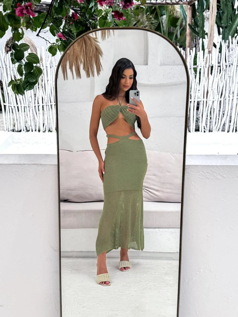 Conjunto Trincot Rendado Saia Longa com Fenda e Cropped com Argola