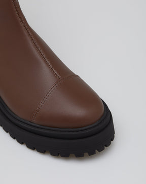 Bota Chelsea Cano Médio Sola Tratorada  - Cafe